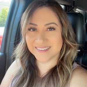 Meet your Posher, Marina